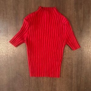 Short sleeve semi turtle neck